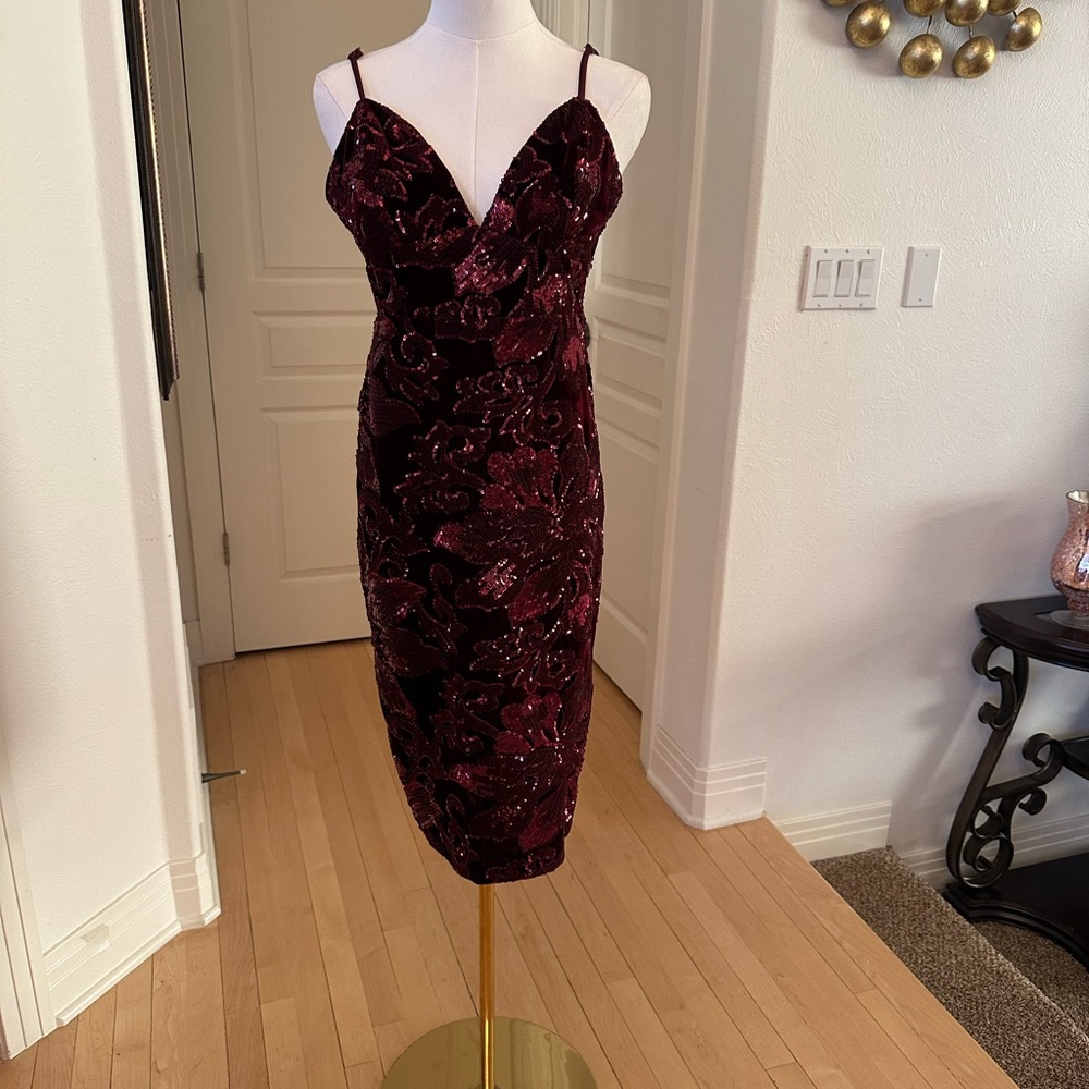 Gianni Bini Red Sheath Midi Dress with Spaghetti Straps for Cocktail